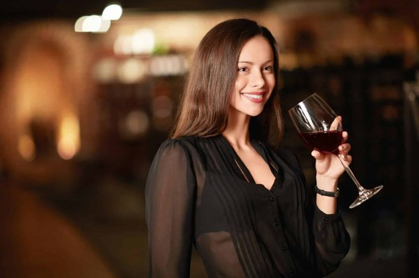 Comment découvrir les traditions vinicoles en visitant les caves de Bourgogne?